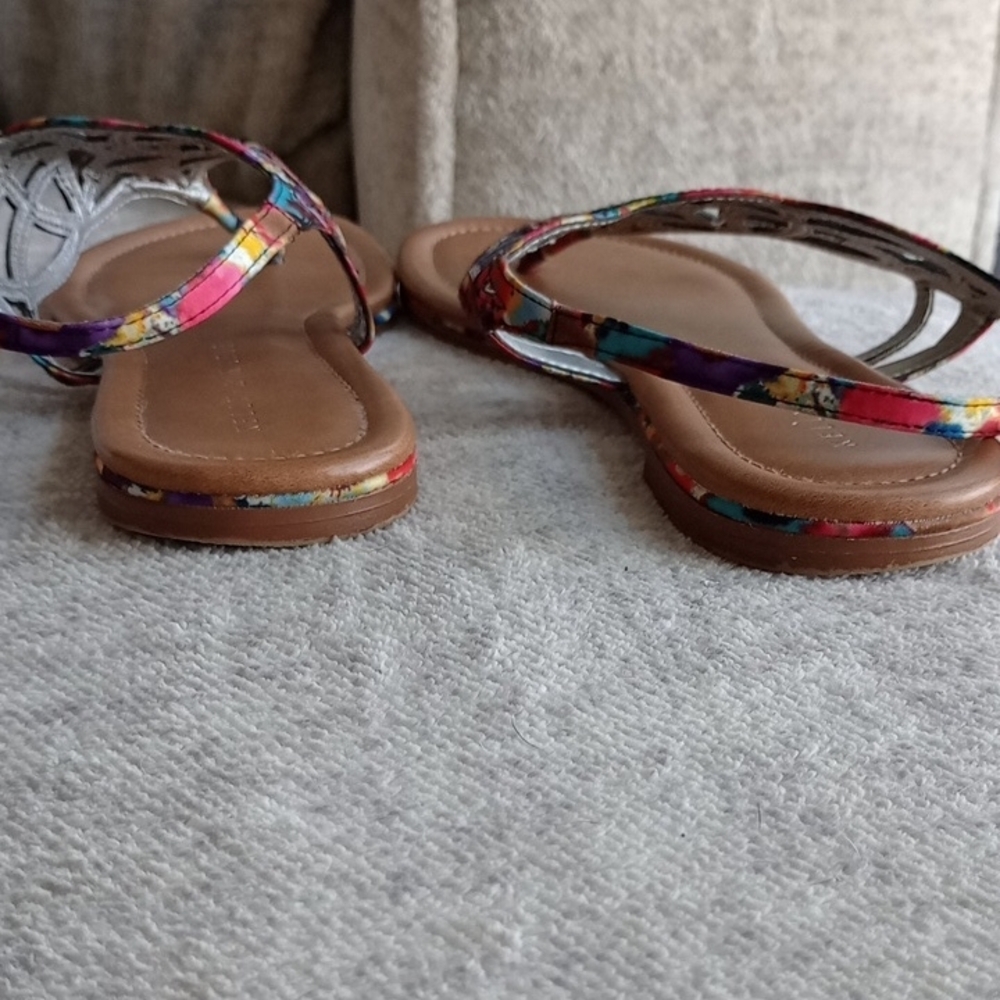 A) Kelly & Katie Vibrant Multicolor Sandals - Picture 4 of 8